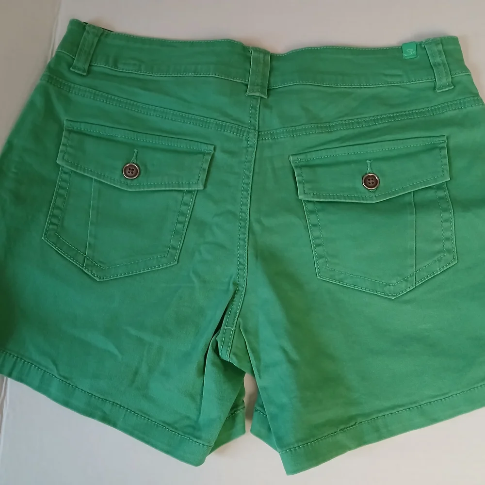 Supplies By Union Bay High-Waist Shorts Garden Green 96% Cotton $18 New - Picture 2 of 6